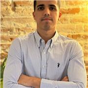 Ingeniero mecánico y profesor de matemáticas, física y química